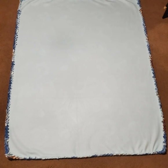 Handmade Disney Frozen Braided Edge Super Soft Fleece Throw XL 53" x 68" SALE - Picture 2 of 7